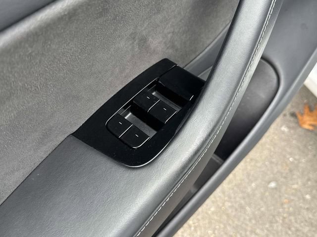 Used 2020 Tesla Model 3 Long Range image 13