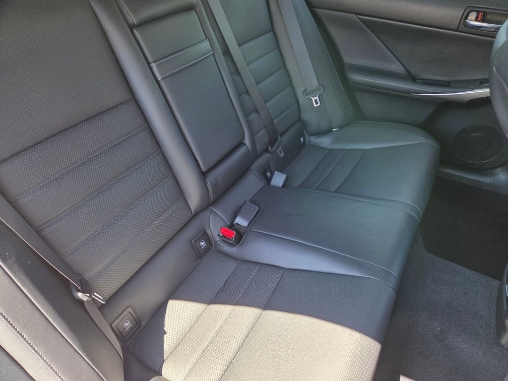 Used 2016 Lexus IS 200t w/ F Sport Package RWD image 5