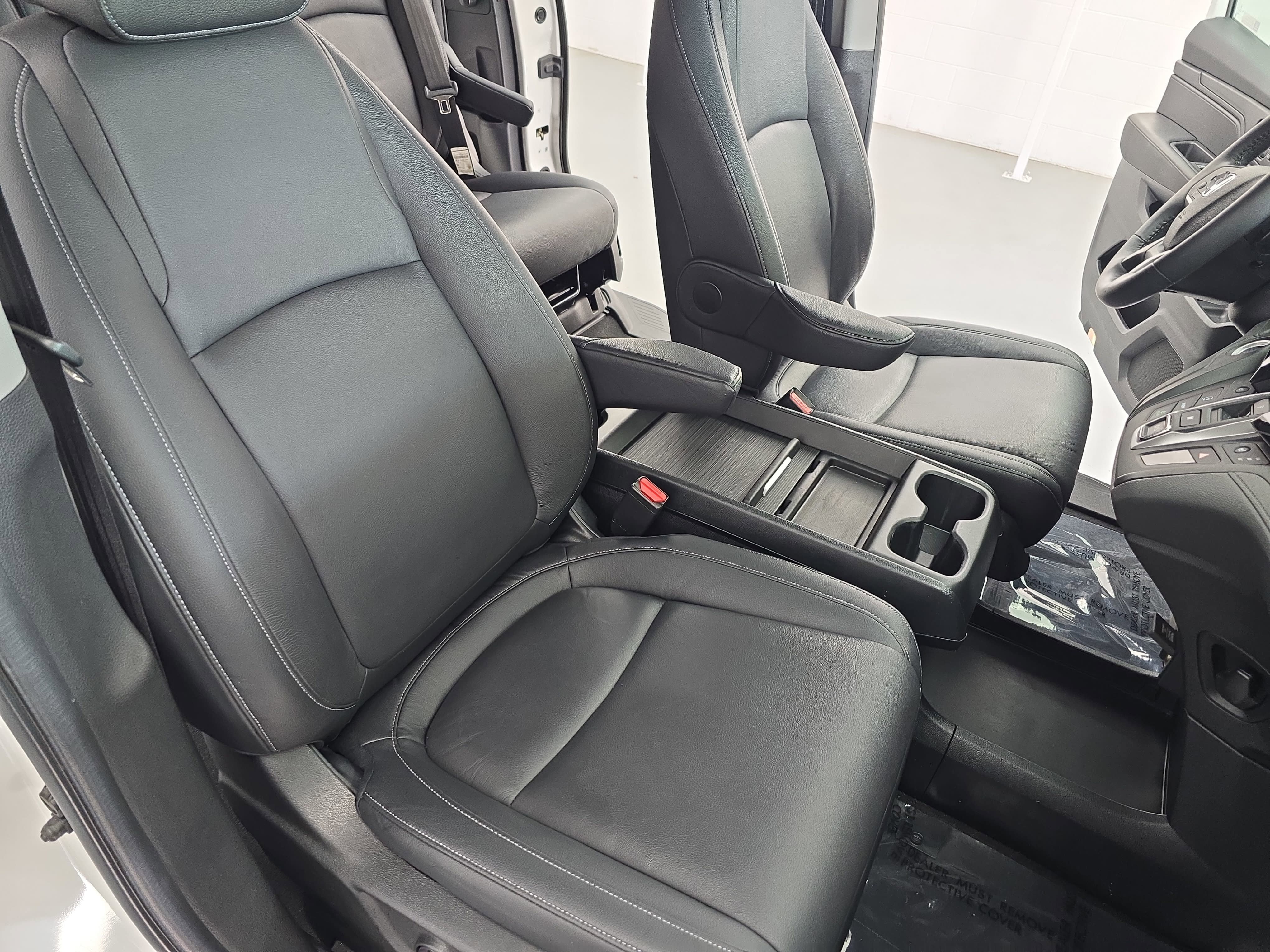 Certified 2024 Honda Odyssey EX-L image 10