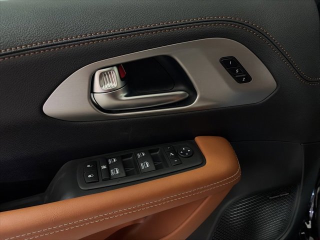 New 2026 Chrysler Pacifica Pinnacle image 20