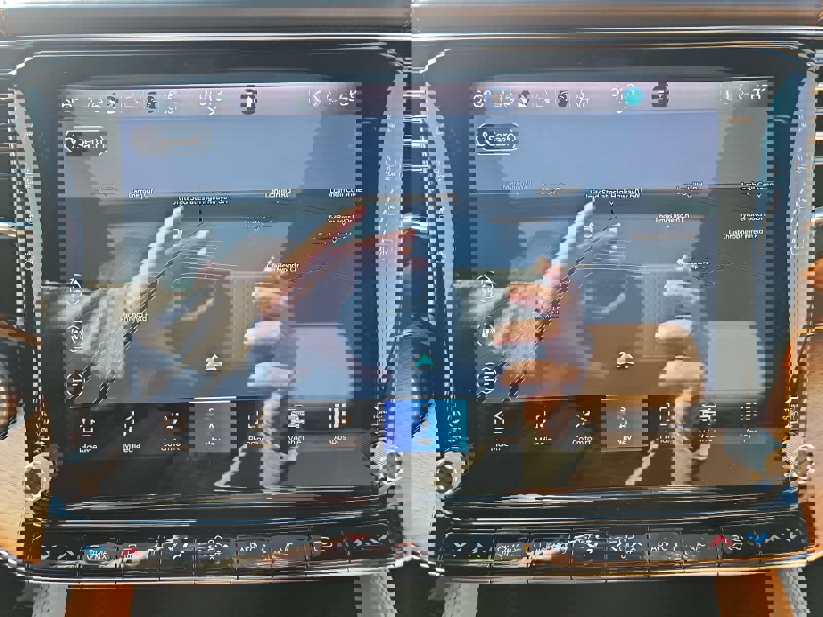 Used 2022 Jeep Grand Wagoneer Series III w/ Flexible Seating Group image 29