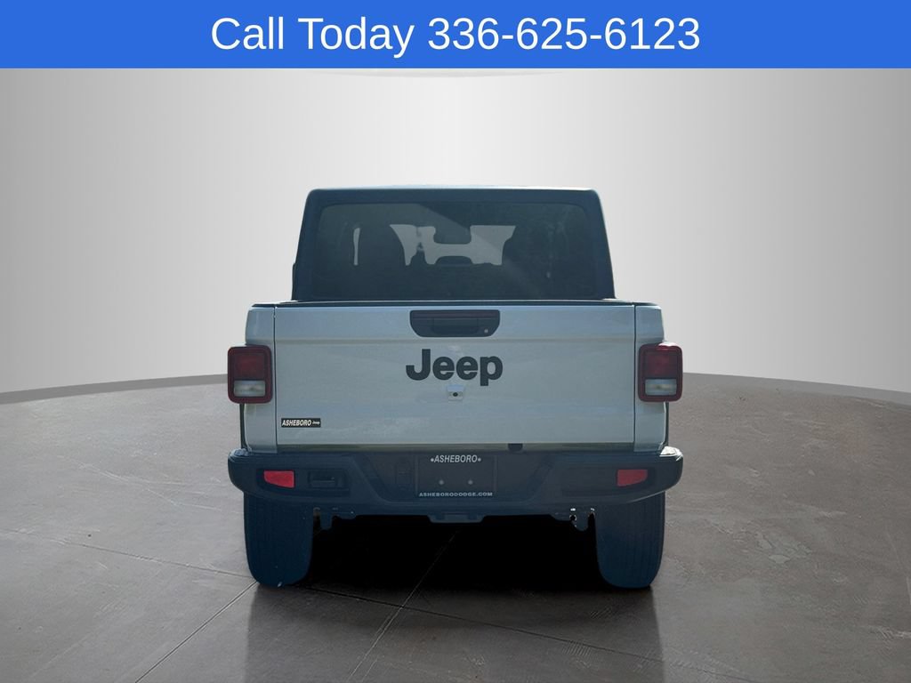 New 2025 Jeep Gladiator Sport AWD/4WD image 5