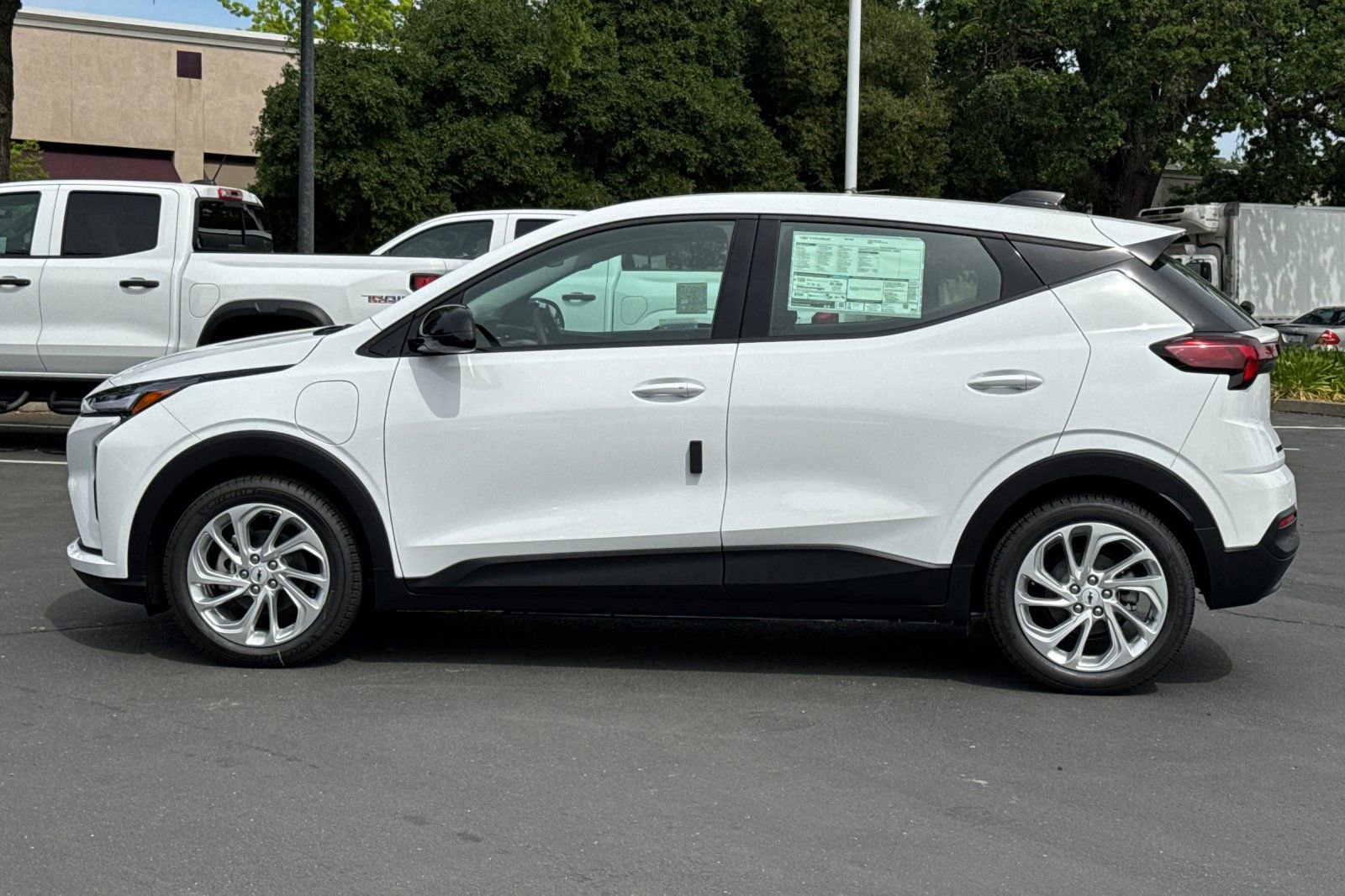New 2027 Chevrolet Bolt LT image 6