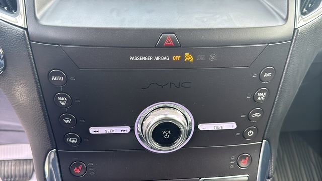 Certified 2020 Ford Edge Titanium image 25