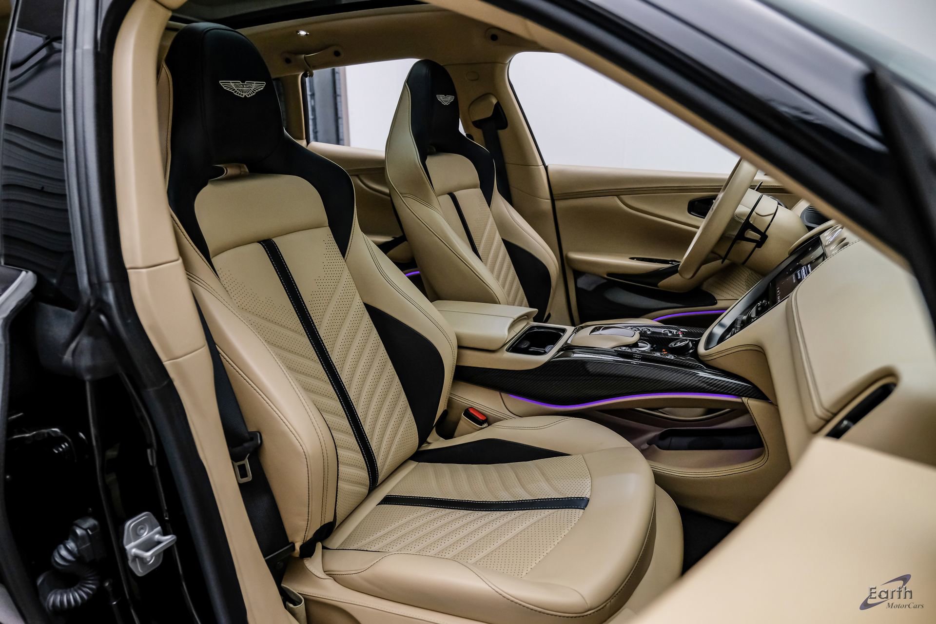 Used 2023 Aston Martin DBX 707 image 48