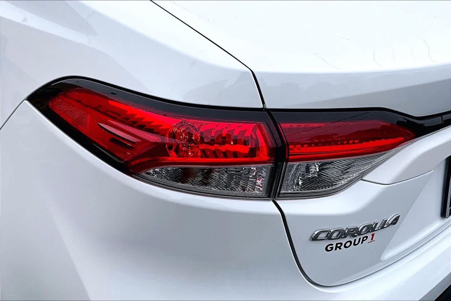 Used 2025 Toyota Corolla LE FWD image 29