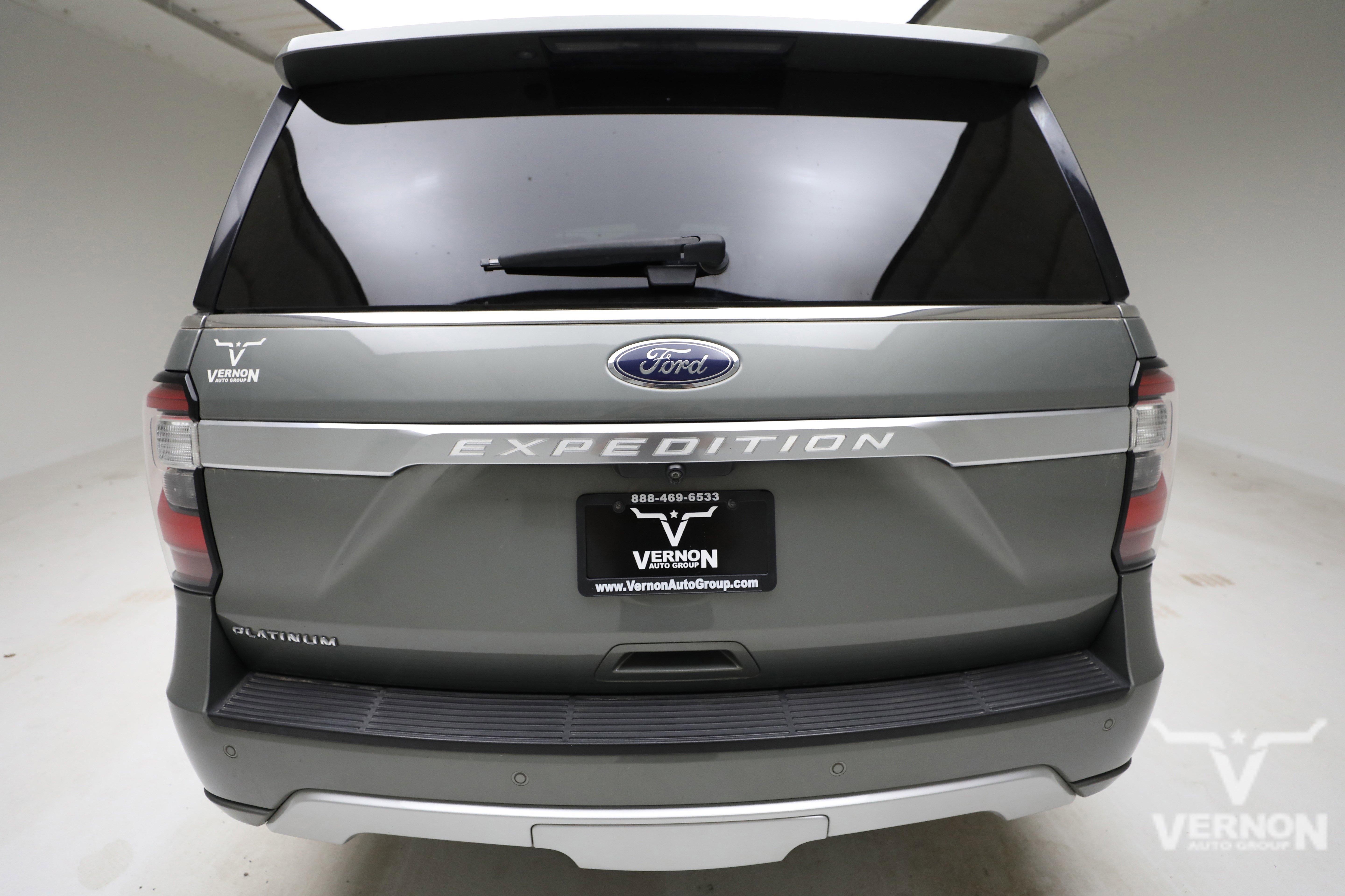 Used 2019 Ford Expedition Platinum image 4