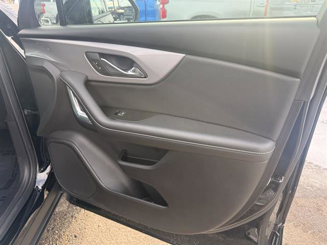 Used 2024 Chevrolet Blazer LT w/ Convenience Package image 14