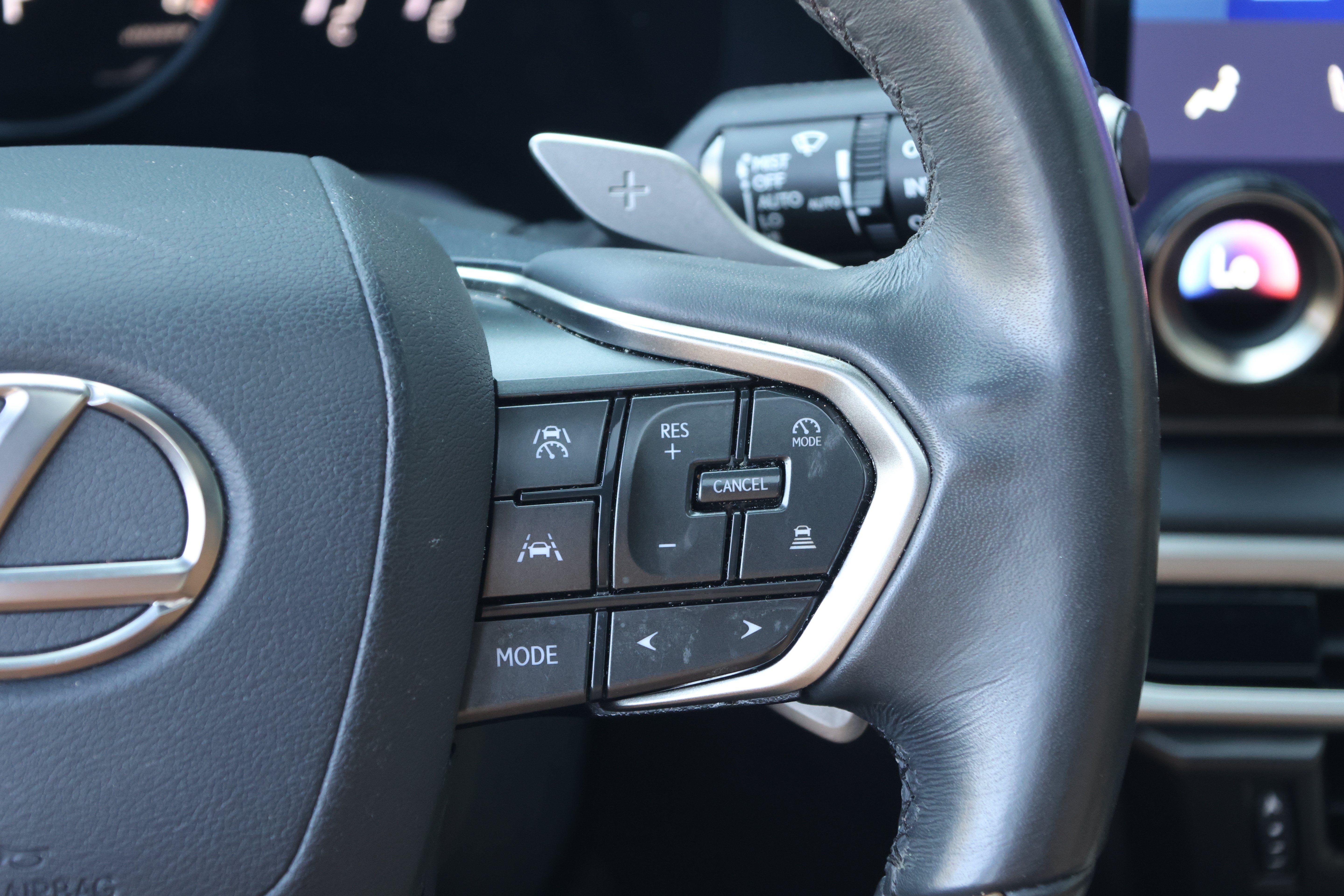 Used 2023 Lexus RX 350 Premium w/ Cold Area Package FWD image 21
