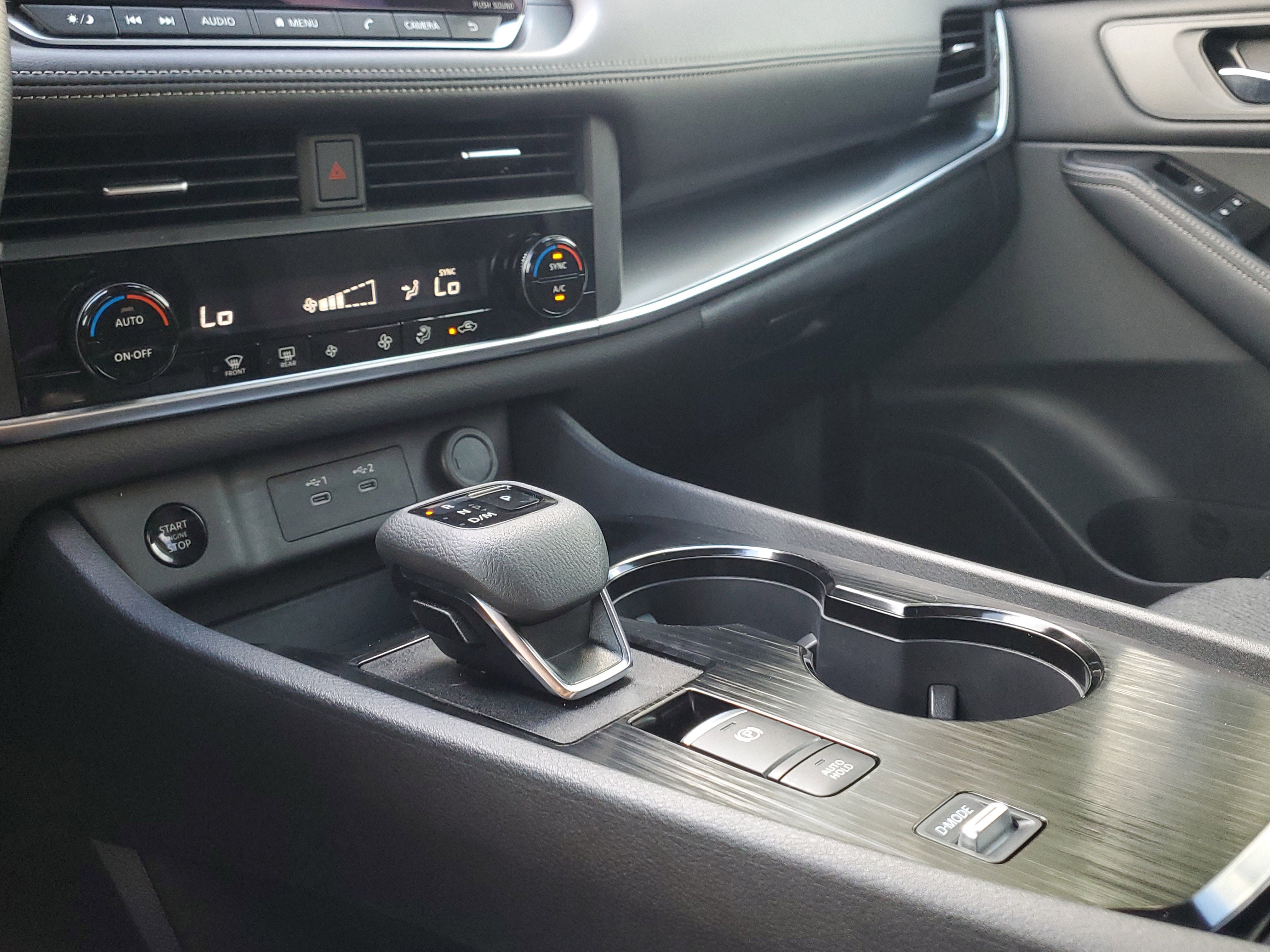 Certified 2024 Nissan Rogue SV image 27