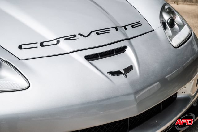 Used 2009 Chevrolet Corvette Z06 w/ Preferred Equipment Group RWD image 25