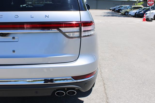 Used 2020 Lincoln Aviator Reserve w/ Equipment Group 201A AWD/4WD image 44