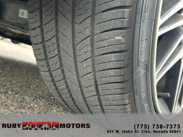 Used 2022 Kia Stinger GT1 AWD/4WD image 29