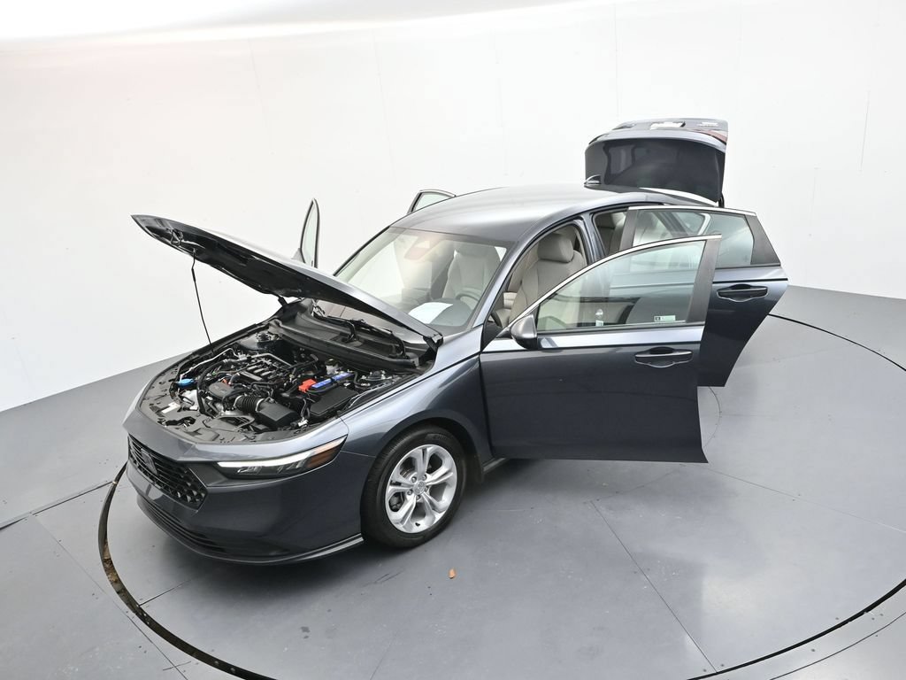 Used 2023 Honda Accord LX image 33
