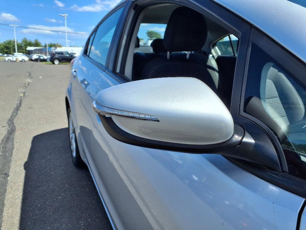 Used 2016 Kia Forte LX w/ LX Popular Plus Package image 15