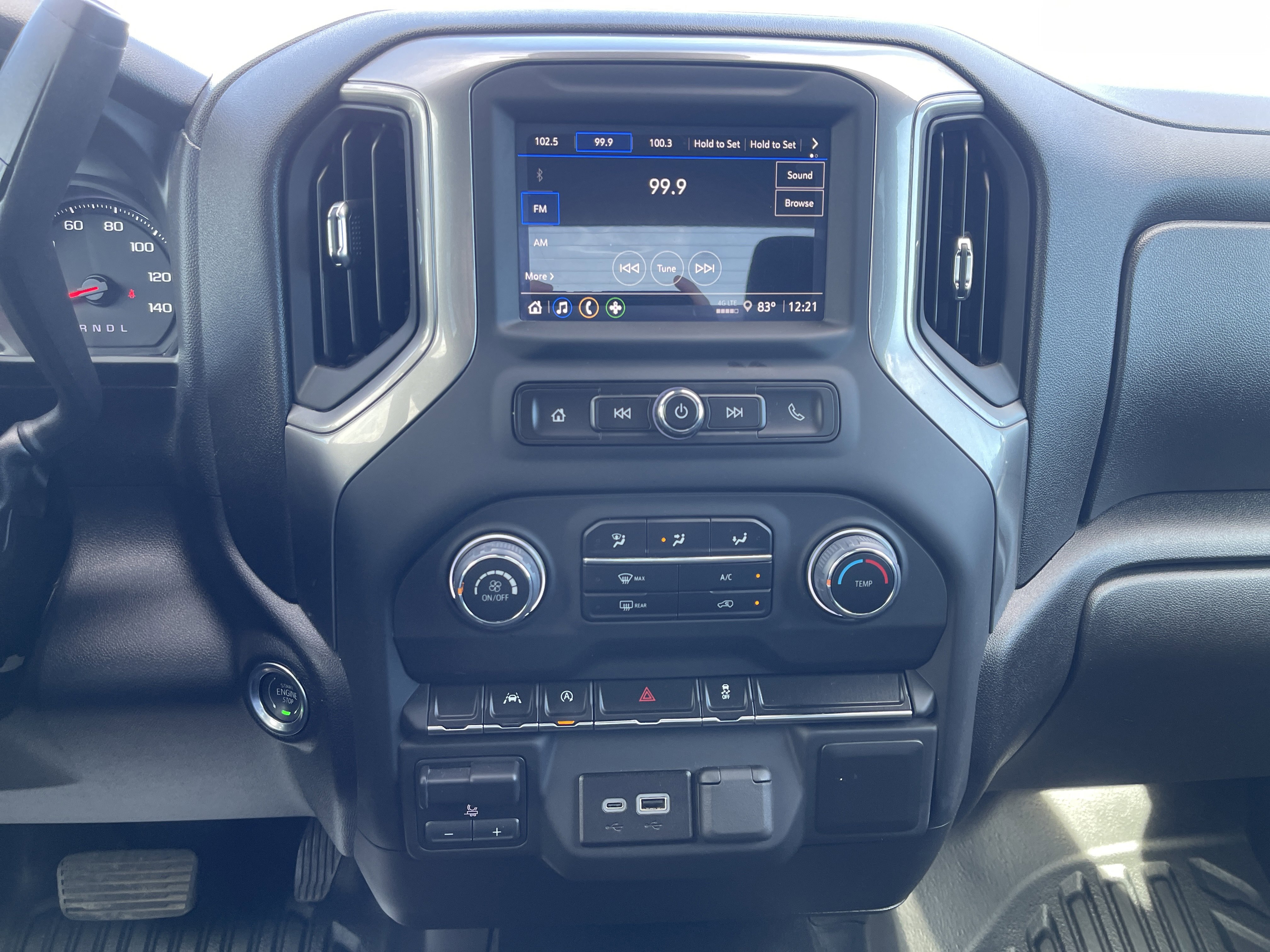 Used 2025 Chevrolet Silverado 1500 W/T w/ WT Value Package image 24