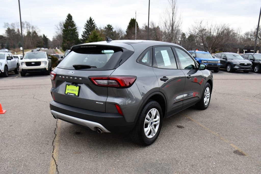 Used 2023 Ford Escape AWD image 6