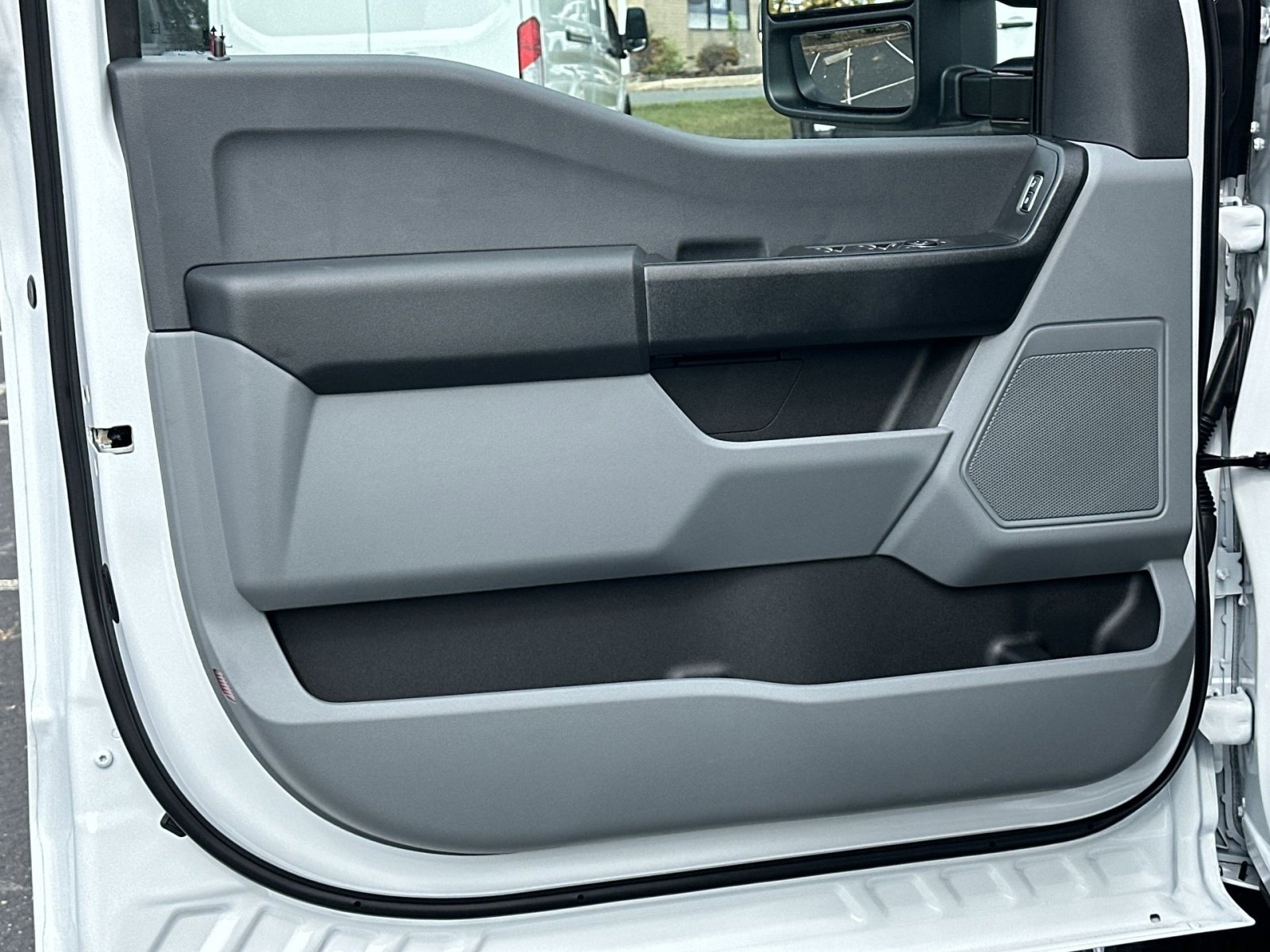 New 2026 Ford F350 XL w/ FX4 Off-Road Package image 15