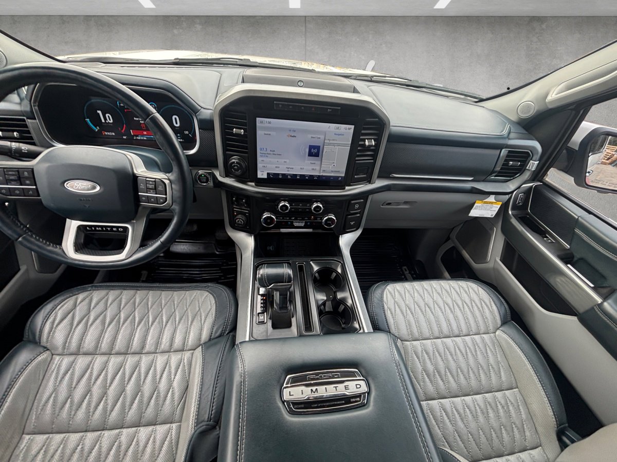 Used 2023 Ford F150 Limited image 3
