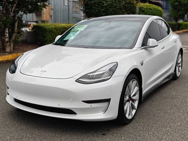 Used 2019 Tesla Model 3 Mid Range image 4