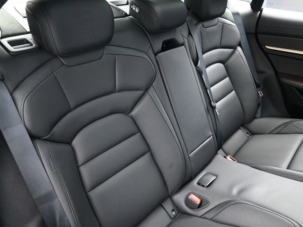 Certified 2020 Porsche Taycan Turbo S image 29