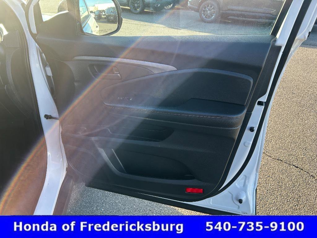 Certified 2023 Honda Passport TrailSport image 15