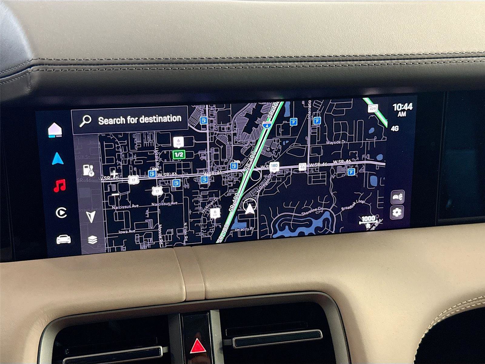 Used 2025 Porsche Taycan image 13