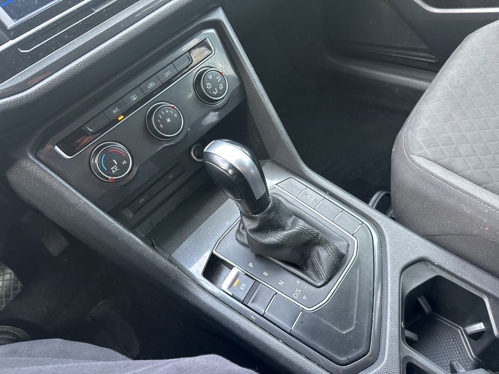 Used 2020 Volkswagen Tiguan S FWD image 22