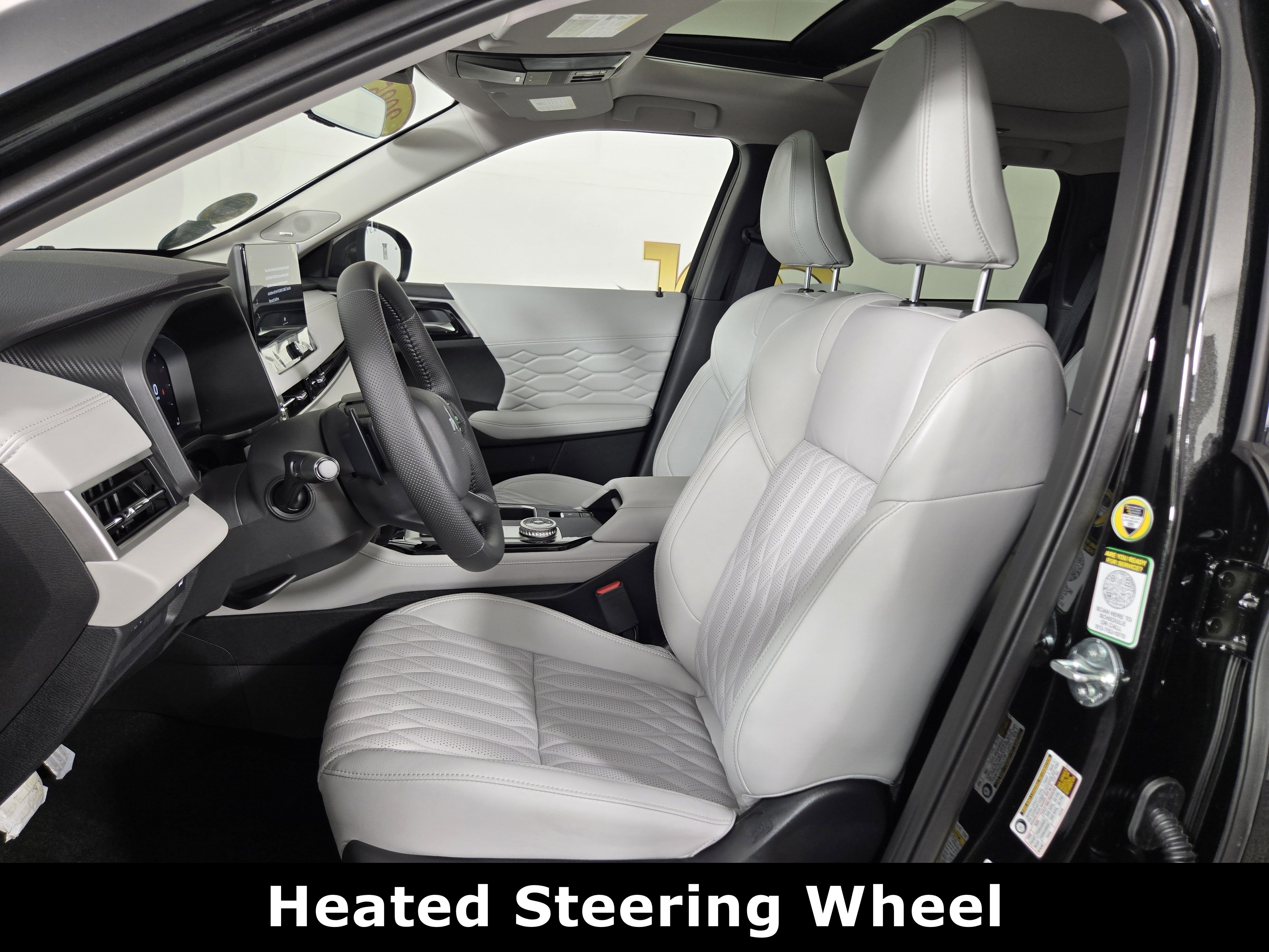 New 2025 Mitsubishi Outlander SEL image 10