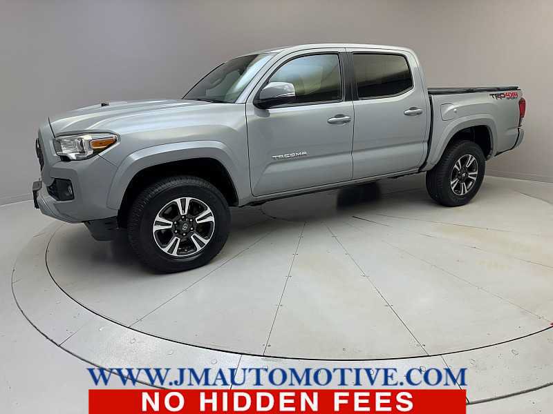 Used 2018 Toyota Tacoma TRD Sport AWD/4WD image 1