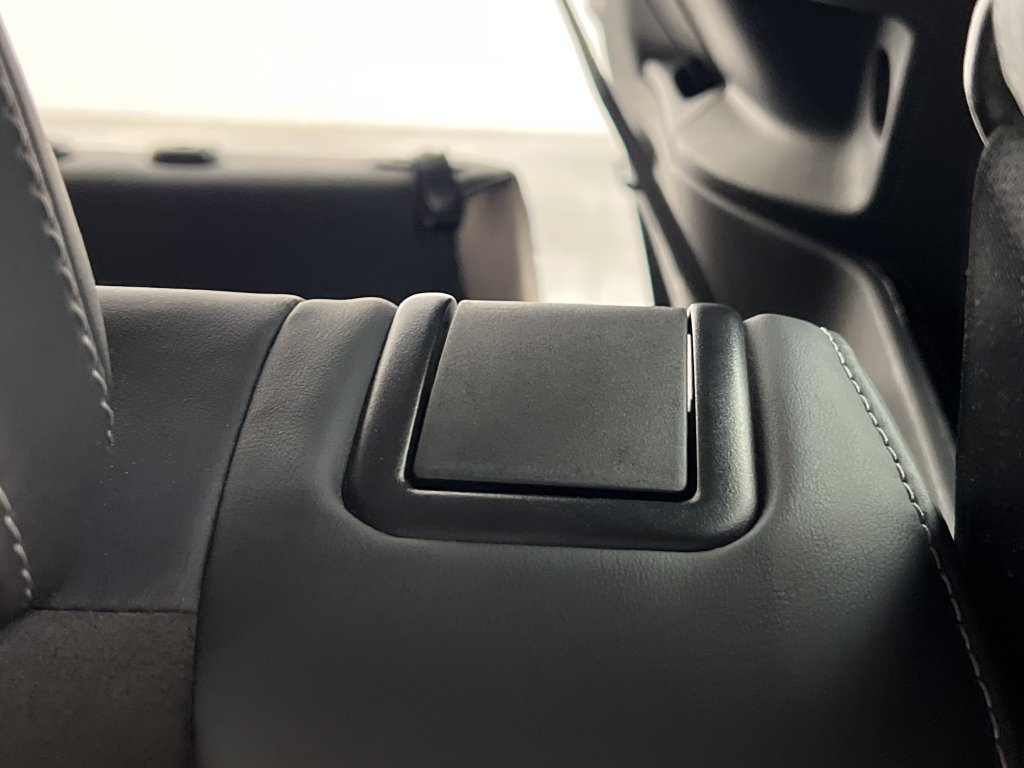 Used 2025 Mitsubishi Outlander SE AWD/4WD image 19