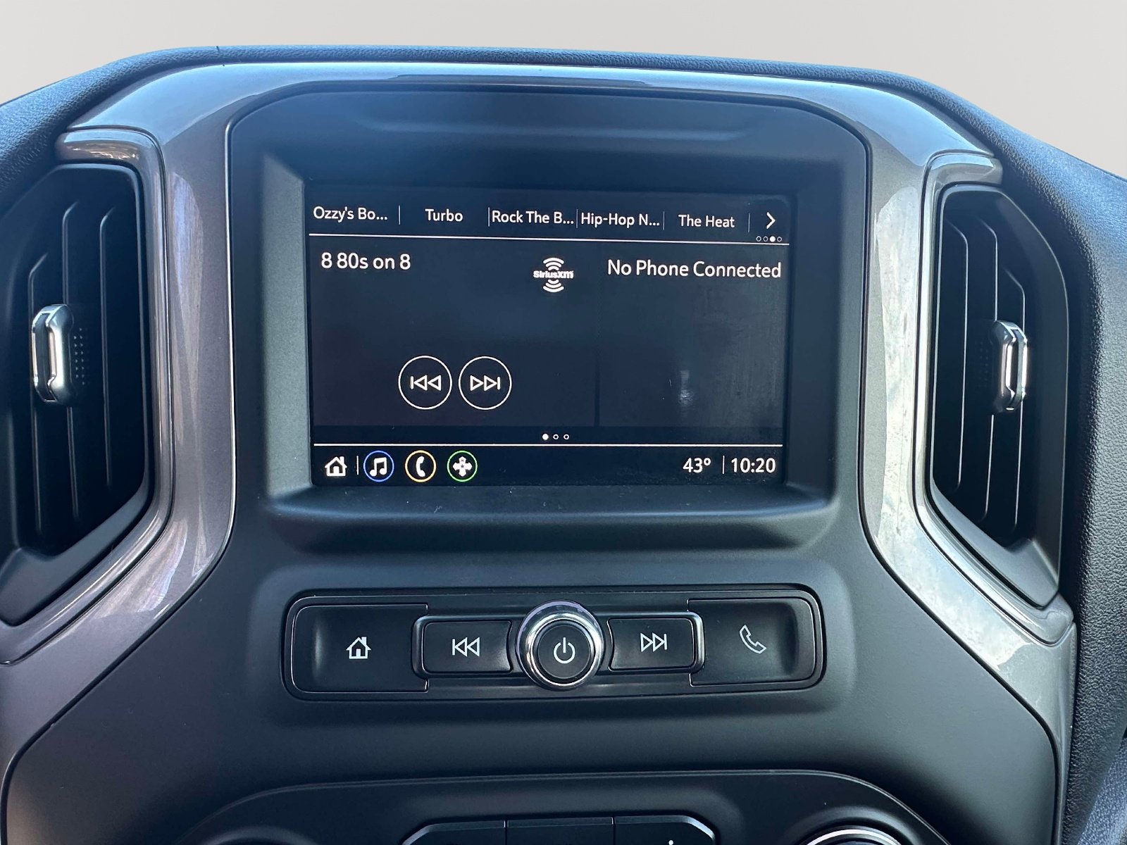 Used 2022 Chevrolet Silverado 1500 Custom Trail Boss image 9