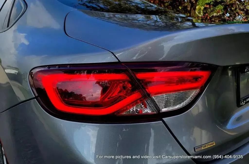 Used 2015 Chrysler 200 S FWD image 38
