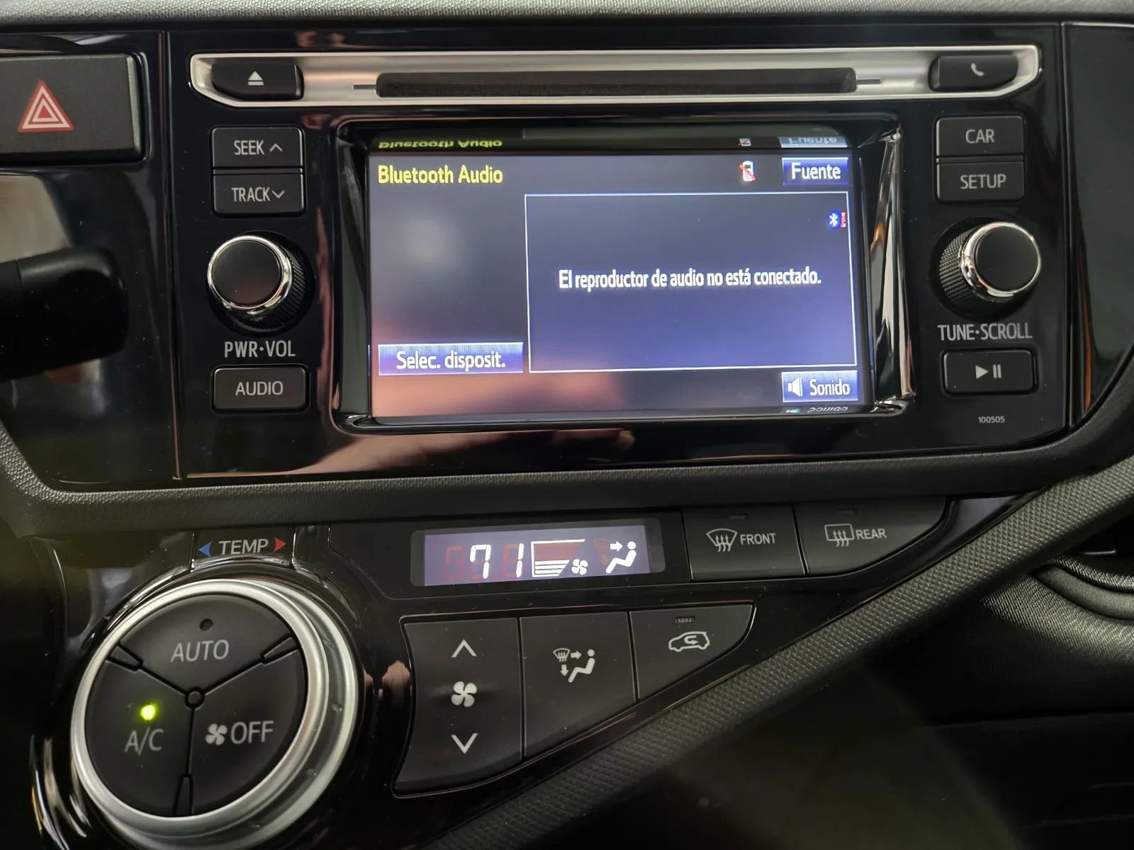 Used 2015 Toyota Prius C One FWD image 19