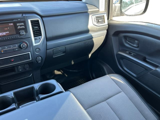 Used 2018 Nissan Titan S w/ S Utility Package image 31