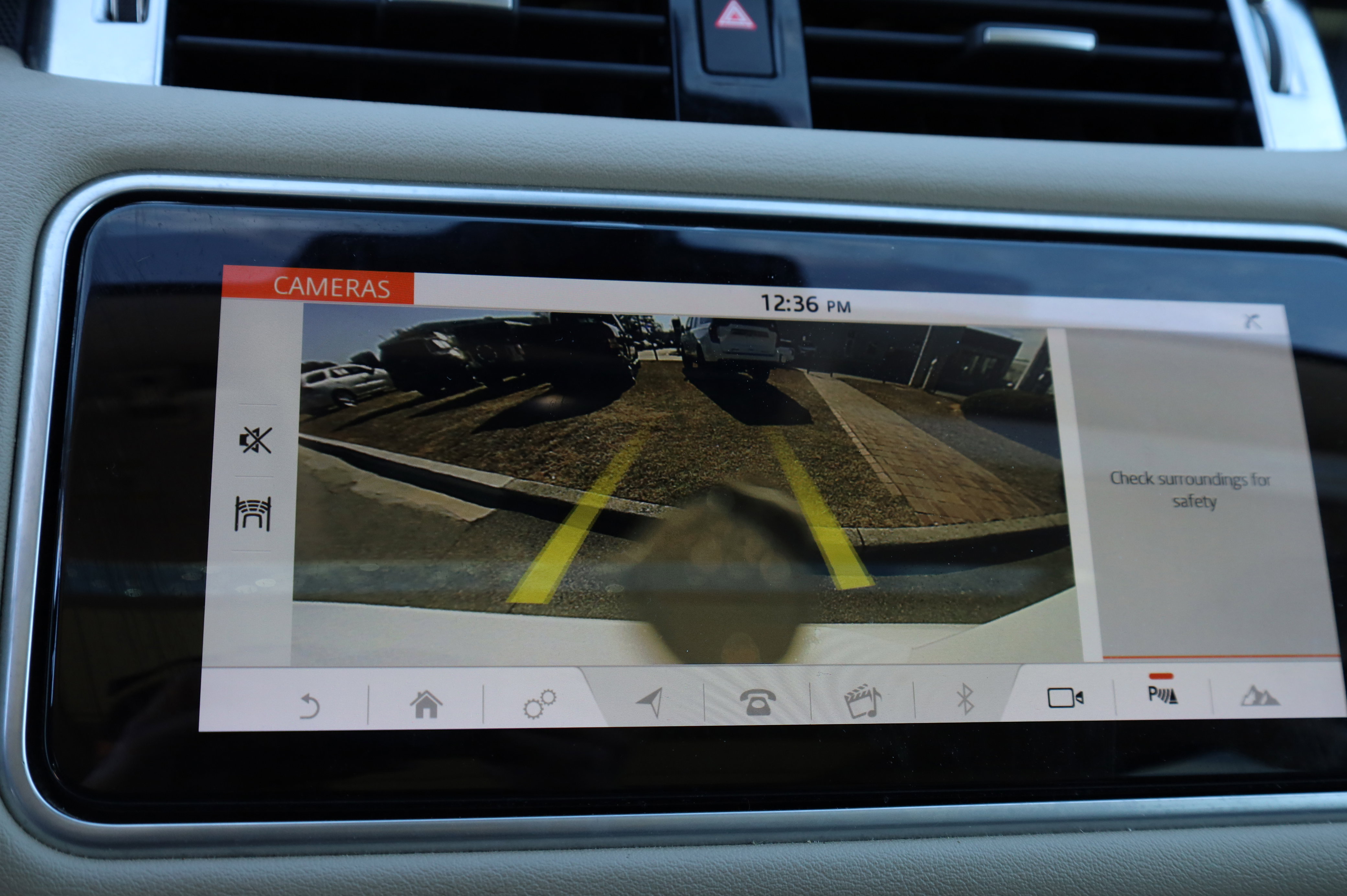 Used 2018 Land Rover Range Rover Sport Supercharged image 33