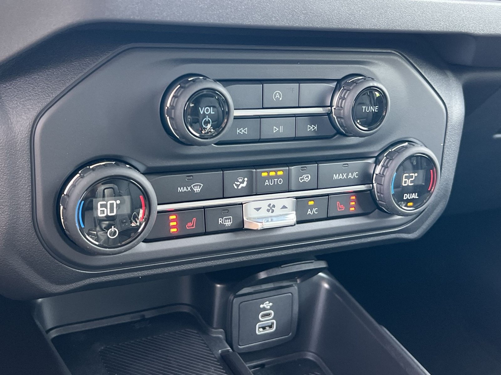 New 2026 Ford Bronco Big Bend AWD/4WD image 21