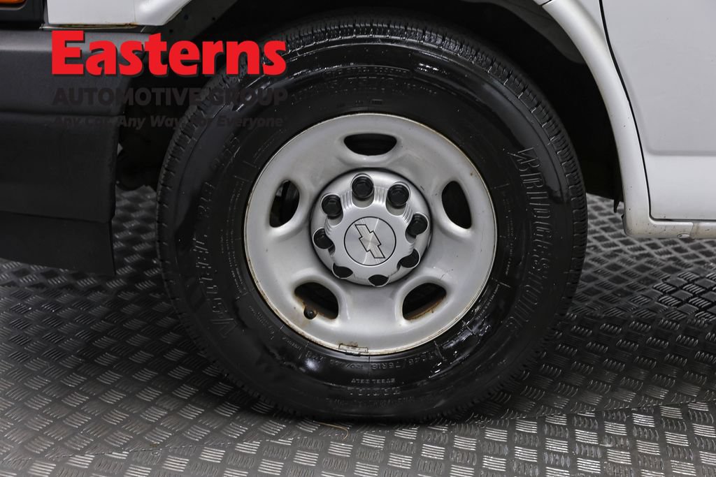Used 2019 Chevrolet Express 2500 Extended w/ Safety Package RWD image 34