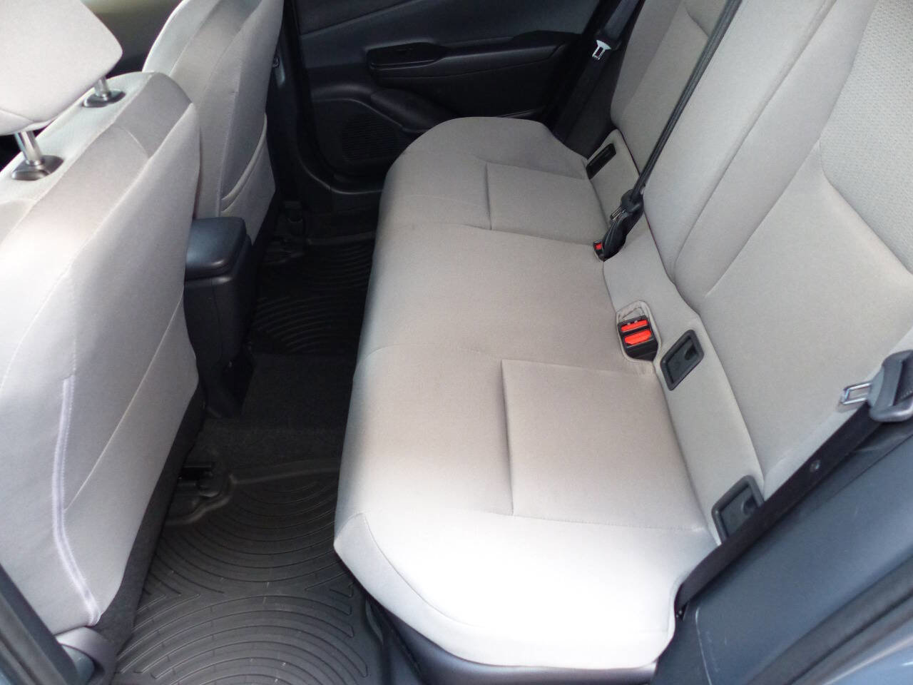 Used 2024 Toyota Prius LE image 22