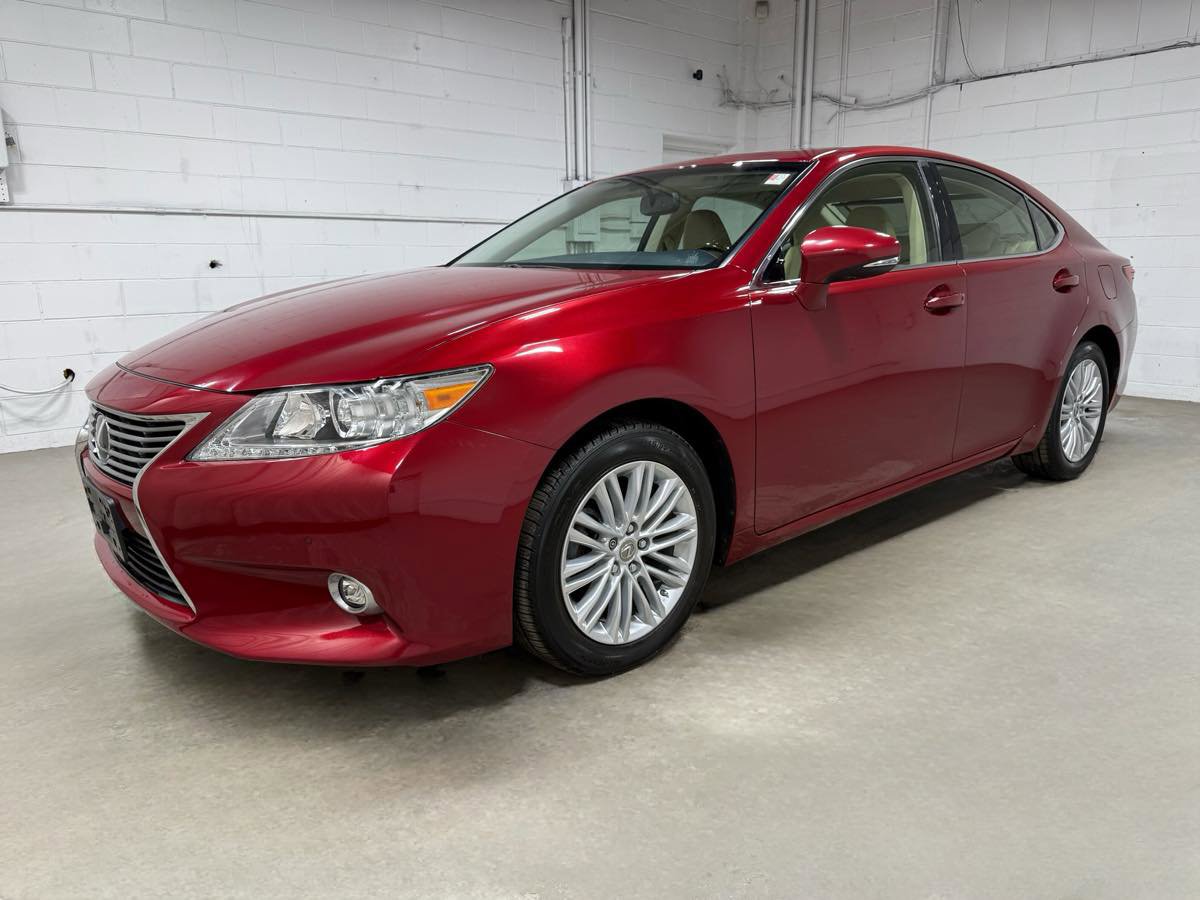 Used 2015 Lexus ES 350 w/ Luxury Package