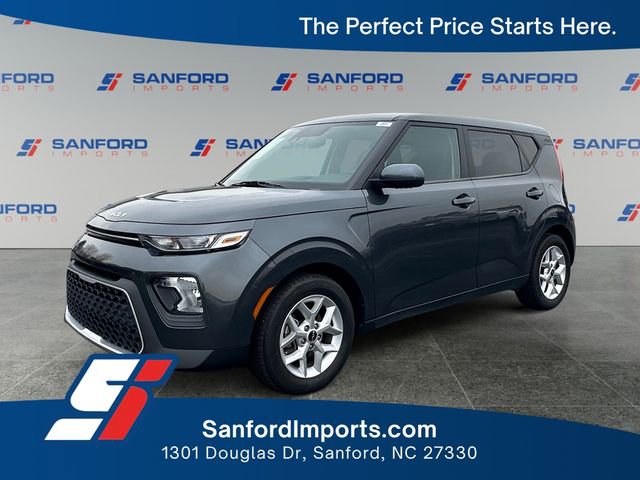 Used 2022 Kia Soul LX w/ Technology Package FWD image 1