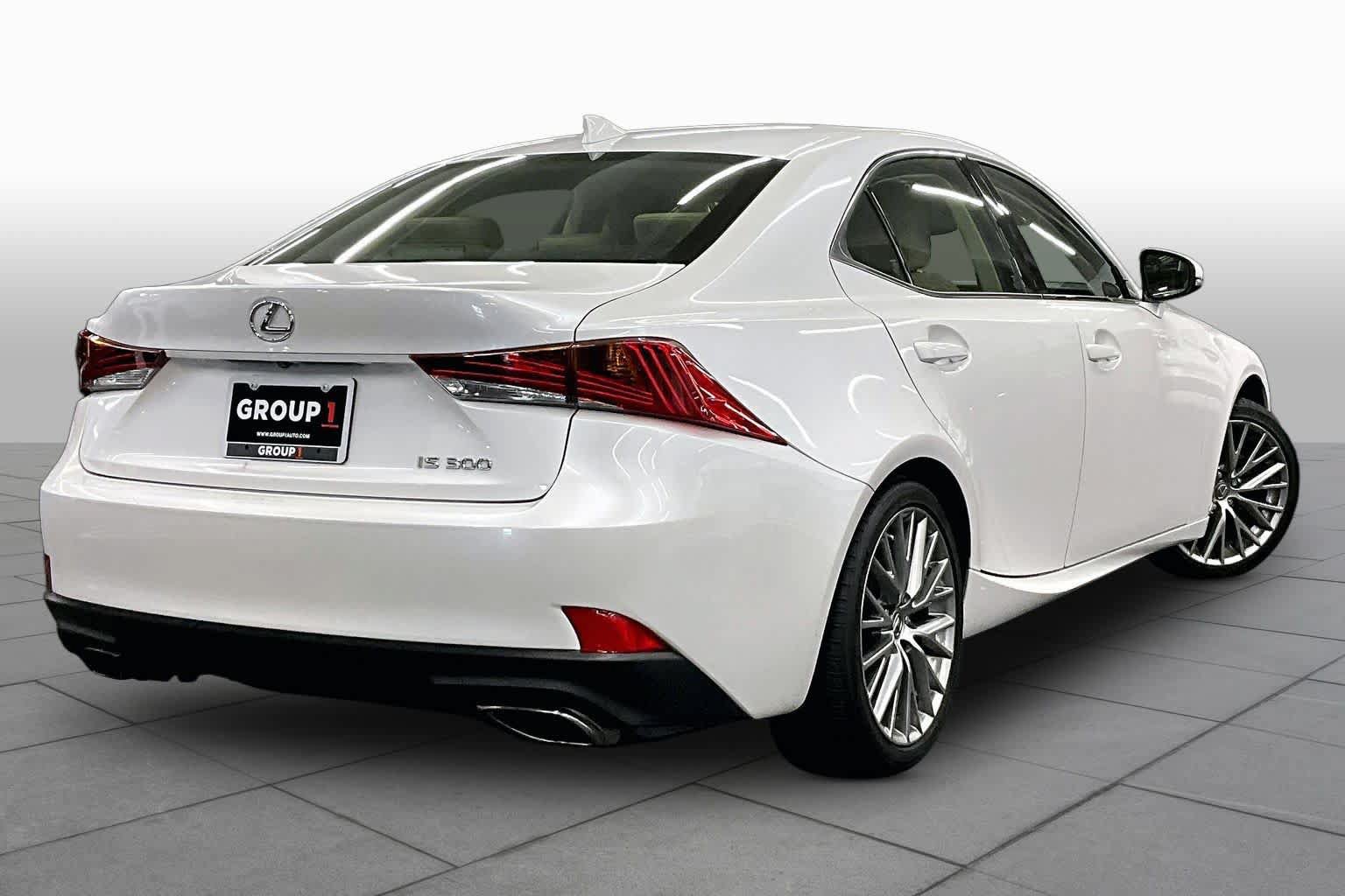 Used 2018 Lexus IS 300 w/ Accessory Package 2 RWD image 12