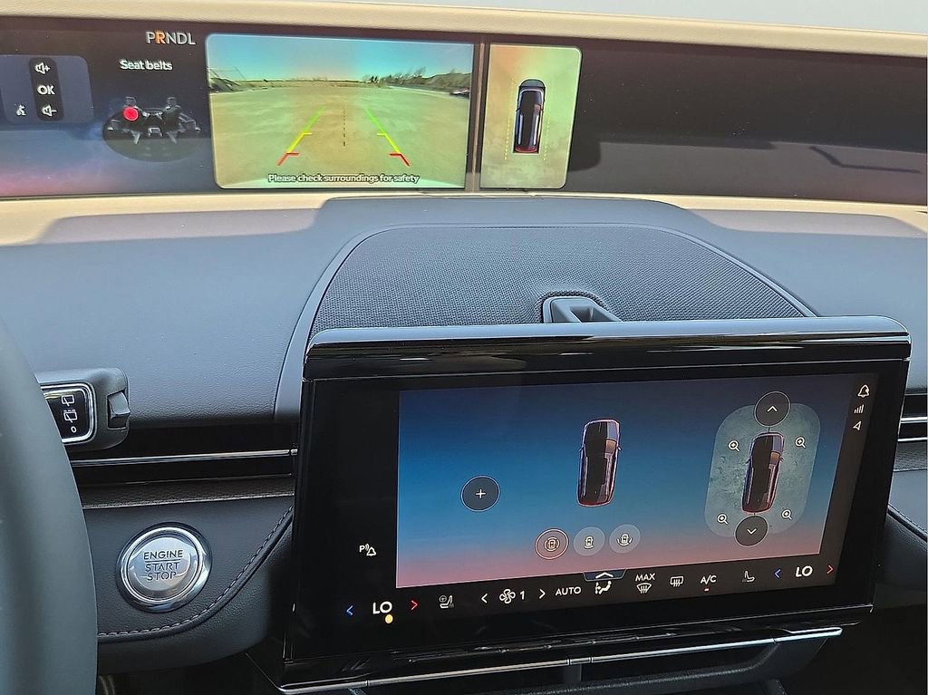 New 2026 Lincoln Nautilus Premier AWD/4WD image 18