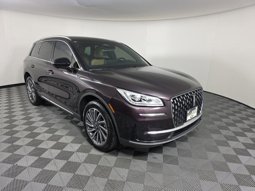 Used 2023 Lincoln Corsair Reserve w/ Equipment Group 201A image 7