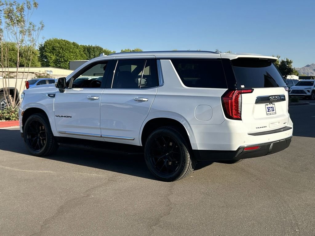 Used 2022 GMC Yukon SLT w/ SLT Premium Package image 6