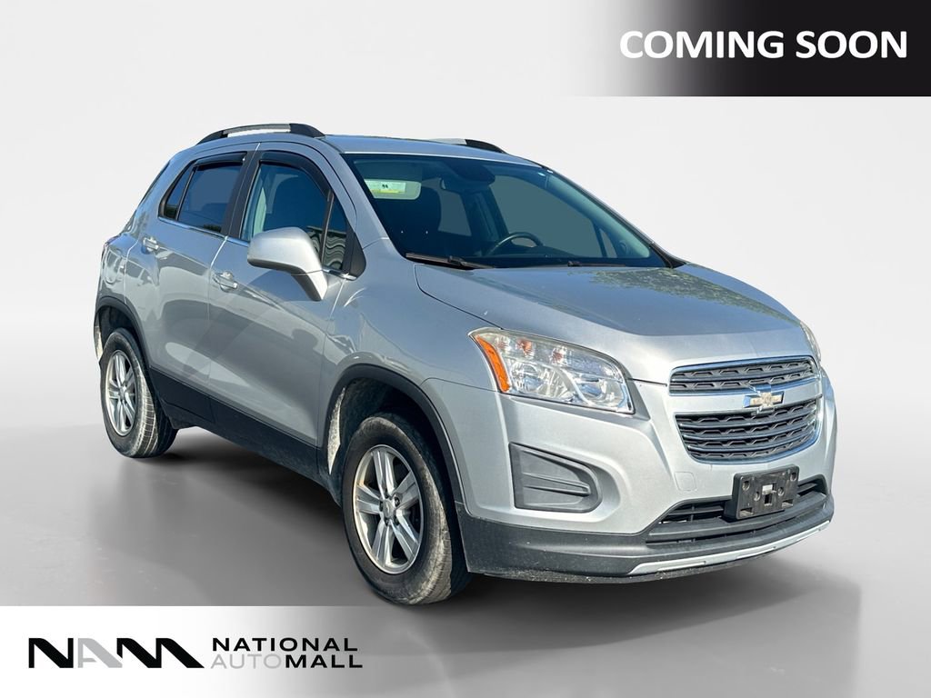 Used 2016 Chevrolet Trax LT w/ LT Sun and Sound Package image 7