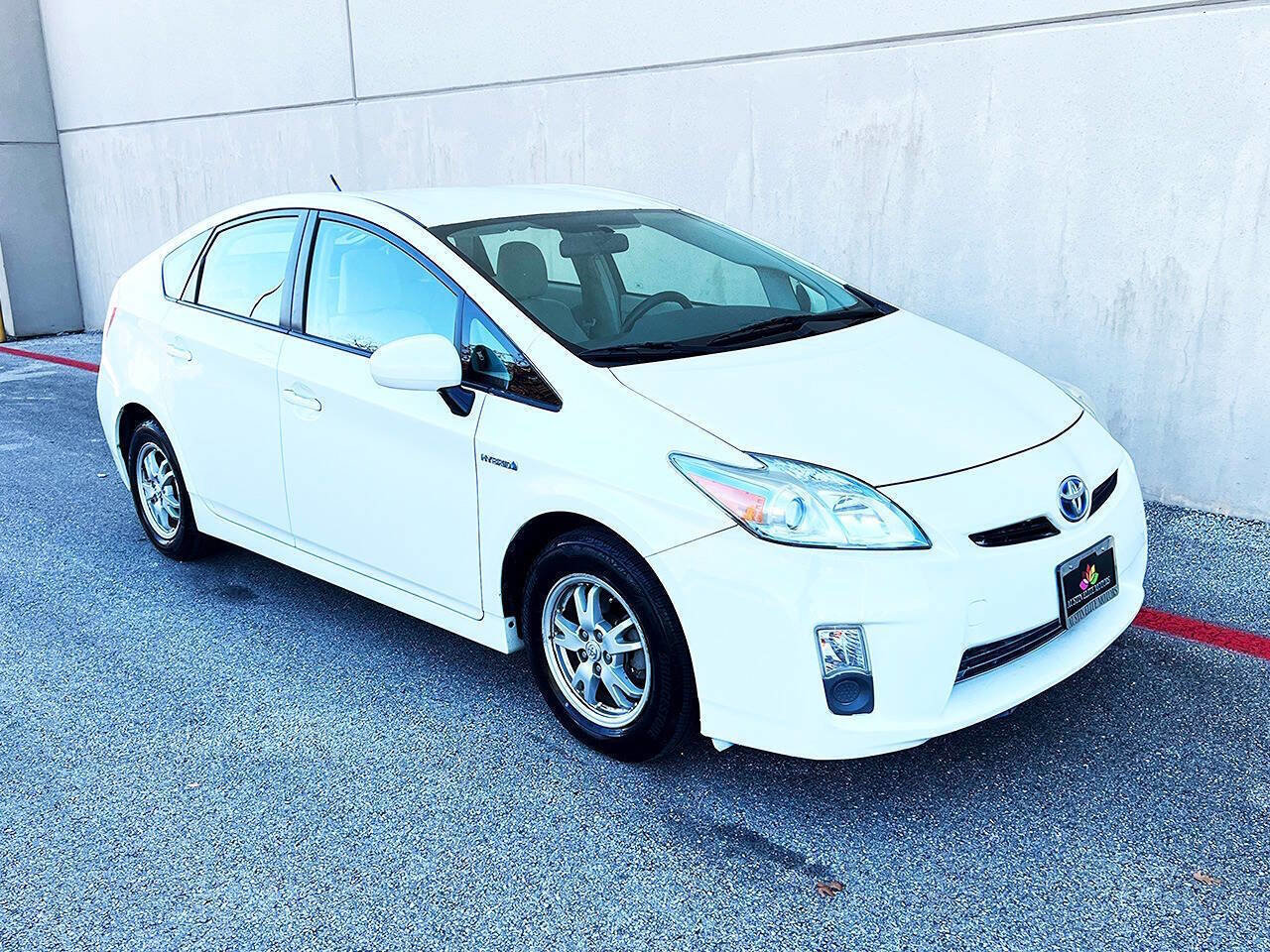 Used 2010 Toyota Prius Five image 4