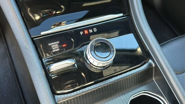 Used 2024 Jeep Grand Cherokee Limited image 19