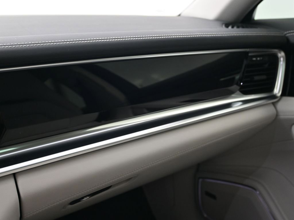 Certified 2022 Porsche Panamera 4 Executive image 23