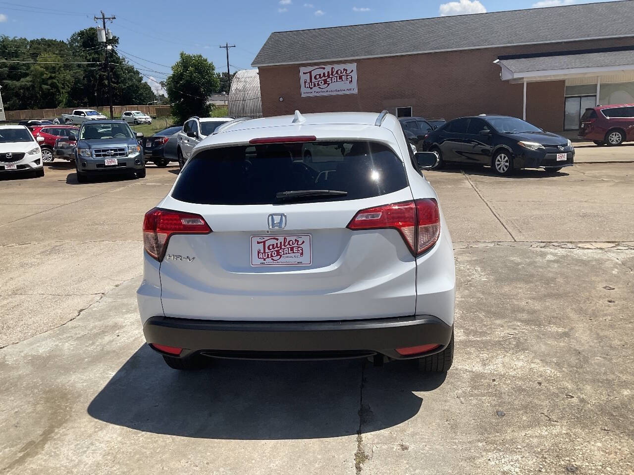 Used 2016 Honda HR-V EX-L image 4